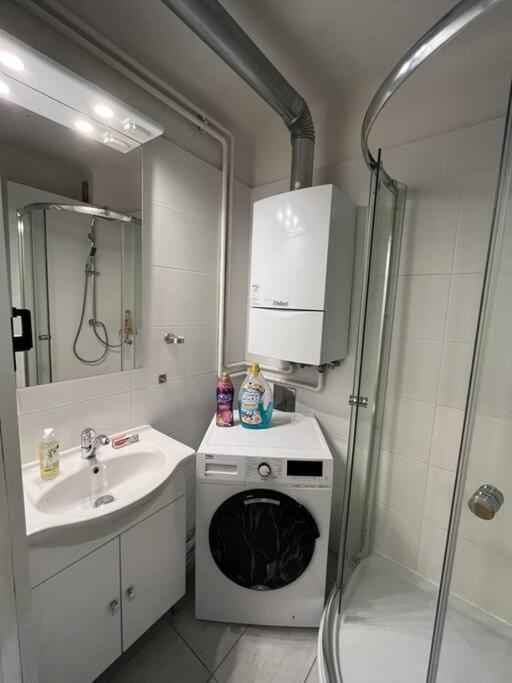 *Luxurious And Spacious Family Apartment* Виена Екстериор снимка